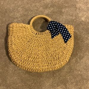 Fun shoulder bag perfect for brunch dates!